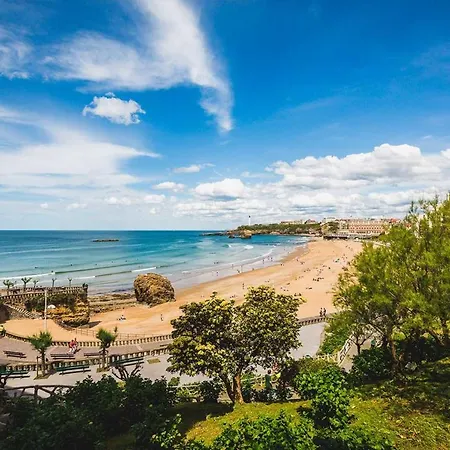 Perspective Keyweek Beachfront With Parking Center Apartman *
